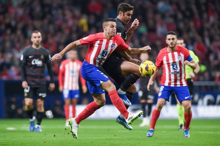 莫雷托：罗马和米兰都有意在1月签下弗兰库利诺-朱（莫雷托：罗马、米兰计划一月引进弗兰库利诺-朱）