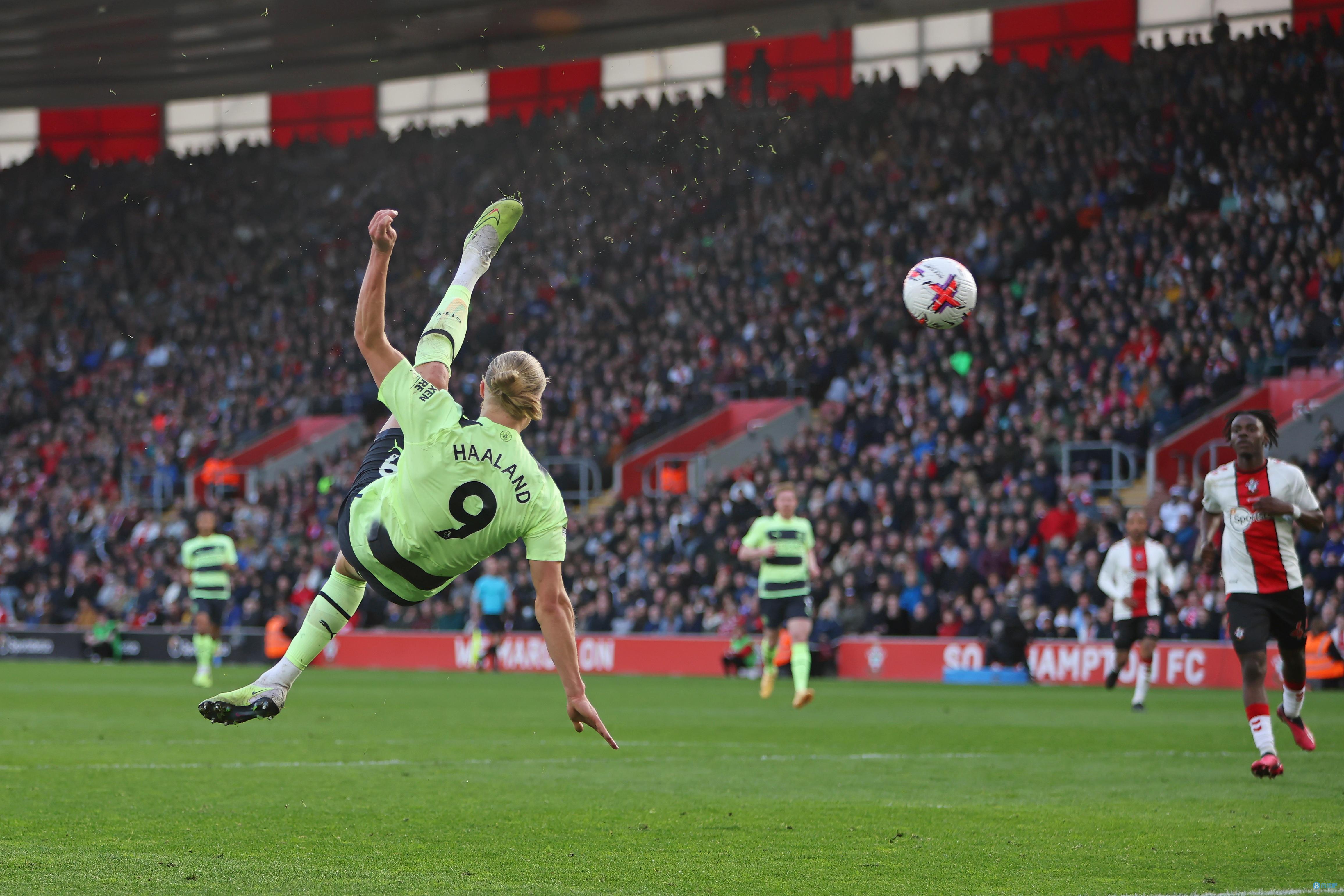意媒：弗拉泰西对自己在国米的处境失望，愿意考虑冬窗离队（意媒：弗拉泰西对国米现状不满，或在冬窗寻求离队）