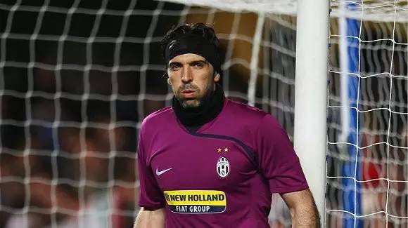 图赫尔：贝林厄姆以10号位身份回归，福登会是中路球员（图赫尔：贝林厄姆回到10号位，福登将踢中路）