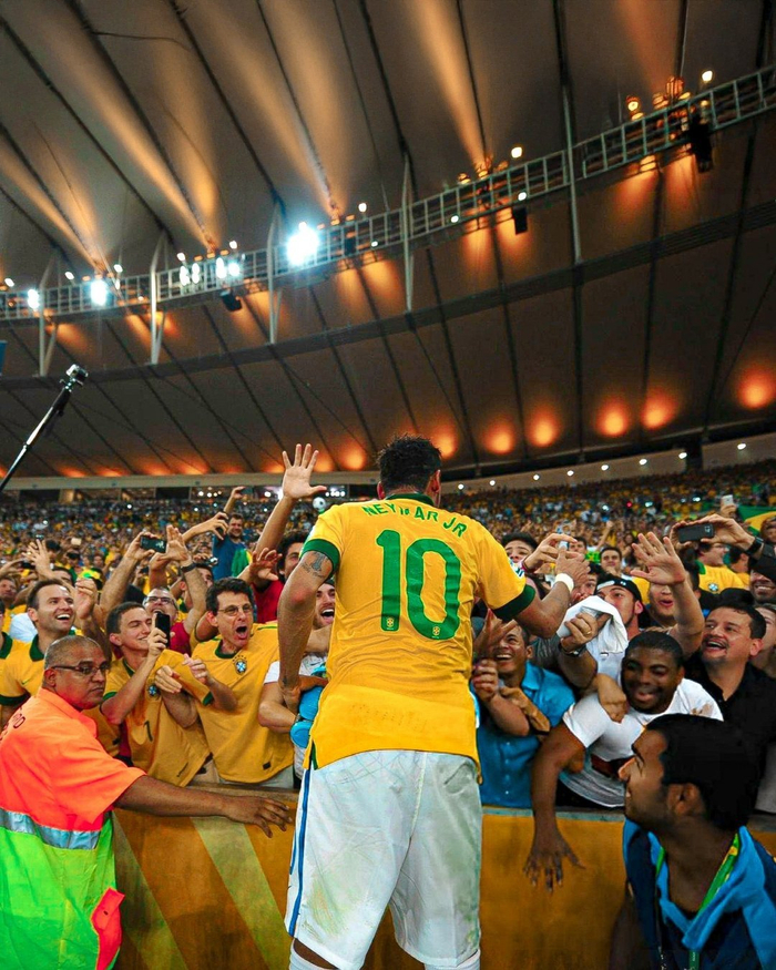 西媒：加西亚被阿拉维斯球员肘击后出现头晕，因此半场被换下（西媒：遭阿拉维斯球员肘击后头晕，加西亚半场提前退场）