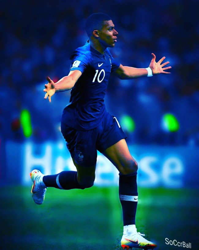 利物浦欧冠客战国米19人名单：萨拉赫无缘 基耶萨因病缺席（欧冠利物浦客场挑战国米19人名单出炉：萨拉赫落选，基耶萨因病缺阵）