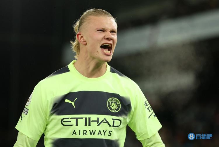 马克西：梅西就是足球史上的里程碑；格策那一脚依然难以释怀（马克西：梅西堪称足坛历史坐标；对格策那脚射门至今难释怀）