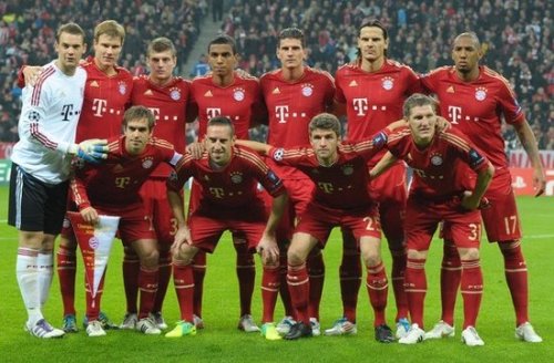 塞维利亚官方：谴责德比战球迷投掷物品行为，正配合警方调查（塞维利亚官宣：谴责德比战球迷投掷行为，正与警方配合调查）