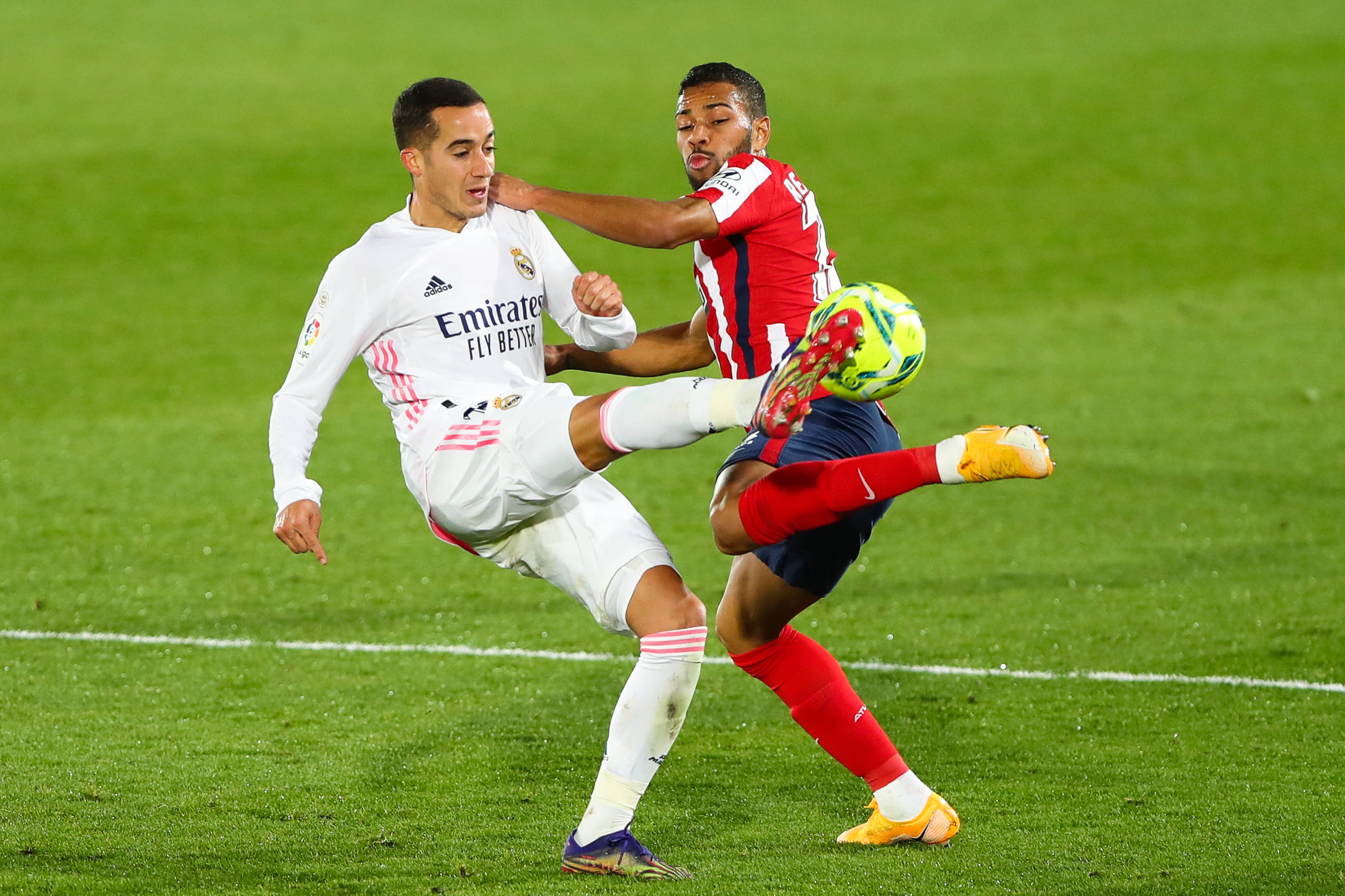 2球3助攻闪耀全场，奥利塞当选拜仁6-2弗赖堡最佳球员（梅开二度外加三助，奥利塞荣膺拜仁6-2弗赖堡全场最佳）