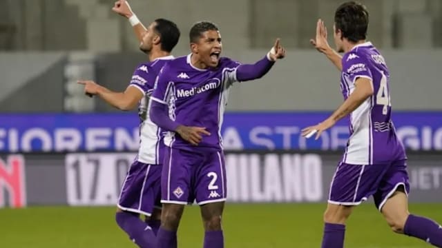 丹麦后卫：染红前球队完全掌控了比赛，这是生涯中最糟的经历（丹麦后卫直言红牌前球队完全主导比赛：职业生涯最糟一次）